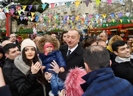 Prezident İlham Əliyev Novruz bayramı münasibətilə ümumxalq şənliyində iştirak edib - YENİLƏNİB-3