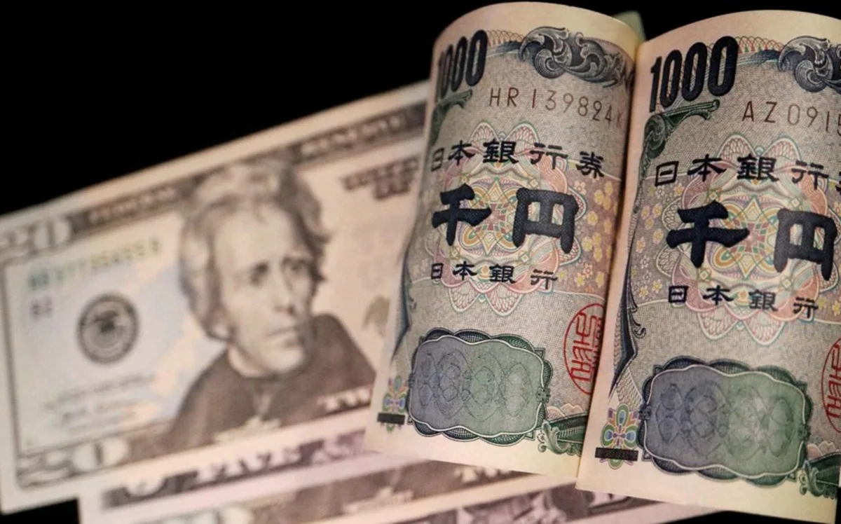 Dollar strengthens against yen ahead of Fed chief's speech