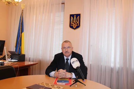 И.о. главы Конституционного Суда Украины: Я против новой Конституции