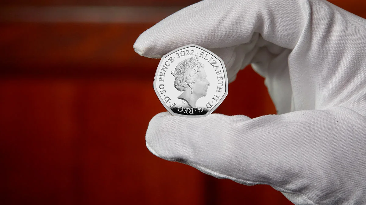 Royal Mint launches its final collectable 50p coins featuring Queen Elizabeth II's portrait