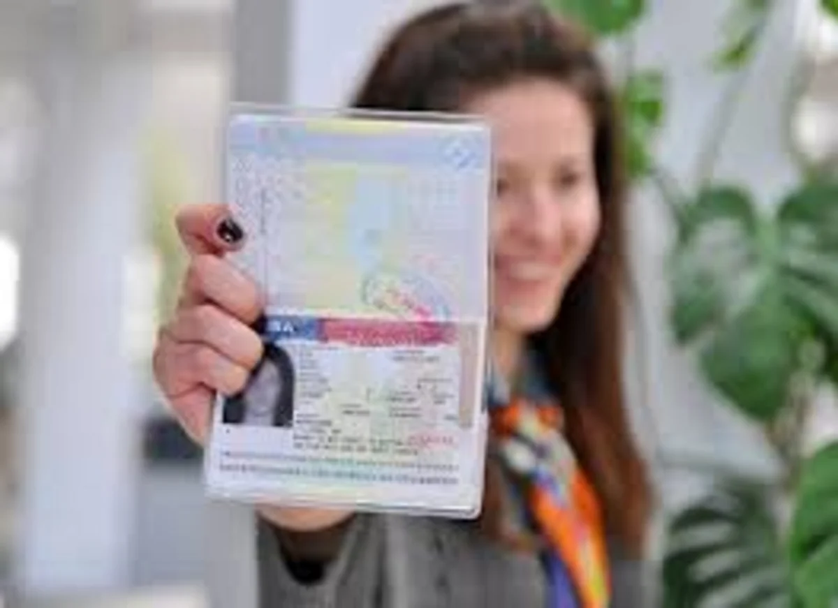 US resumes issuance of visas