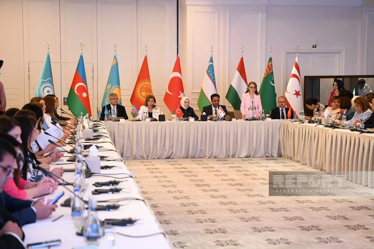 Bakıda TDT-nin ailə və sosial siyasət sahələrinə məsul qurumlarının rəhbərlərinin ikinci iclası keçirilir