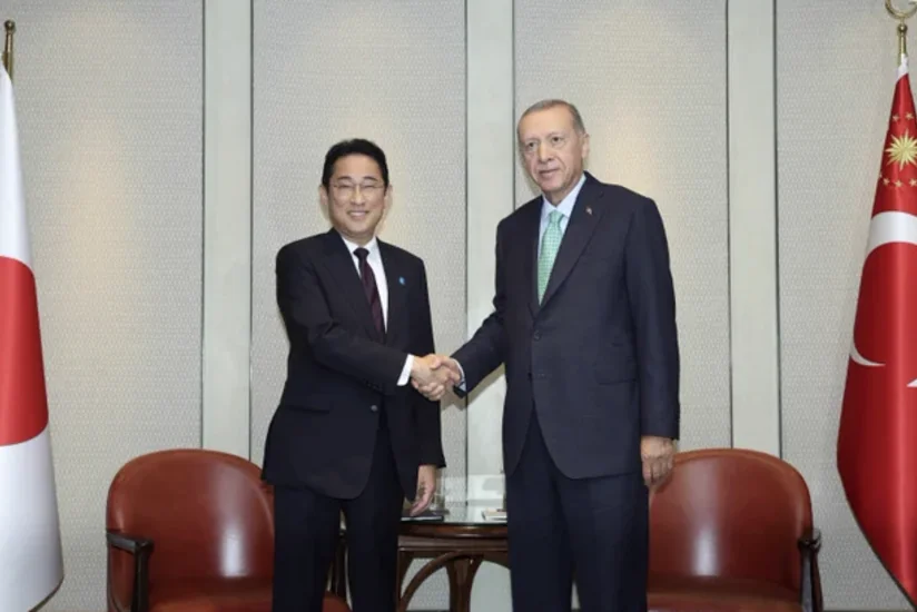 Ərdoğan Yaponiyanın Baş naziri ilə regional məsələləri müzakirə edib