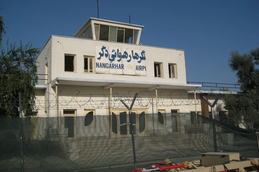 В аэропорту афганского Джелалабада приземлился первый за 20 лет гражданский самолет