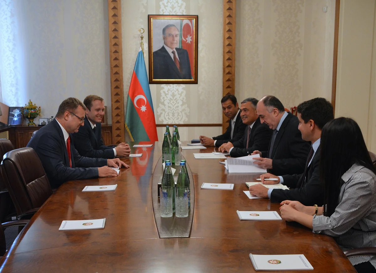 Elmar Məmmədyarov Çexiyanın Azərbaycana yeni təyin olunmuş səfirini qəbul edib