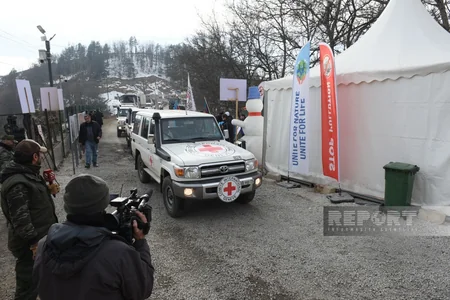 На дороге Ханкенди-Лачын созданы условия для беспрепятственного проезда автомобилей МККК