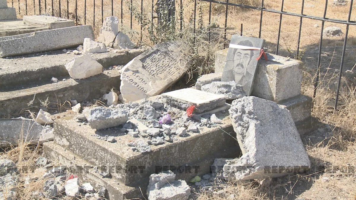 Tərtərdə erməni terroru zamanı dağıdılan qəbirlər bərpa edilir