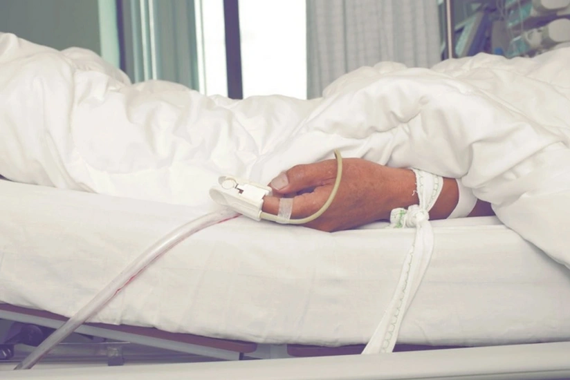 Sumqayıtda avtomobilin vurduğu piyada xəstəxanada ölüb