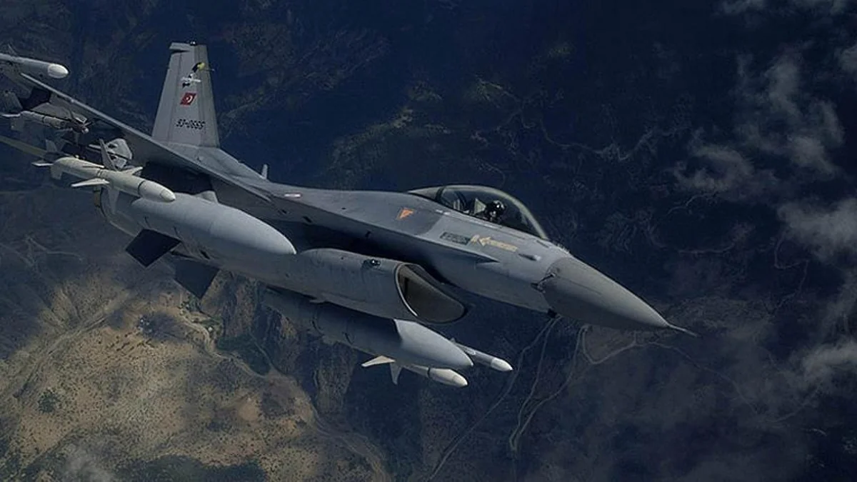 Türkiyə ordusu Qəndildə terrorçuların 14 hədəfini məhv edib