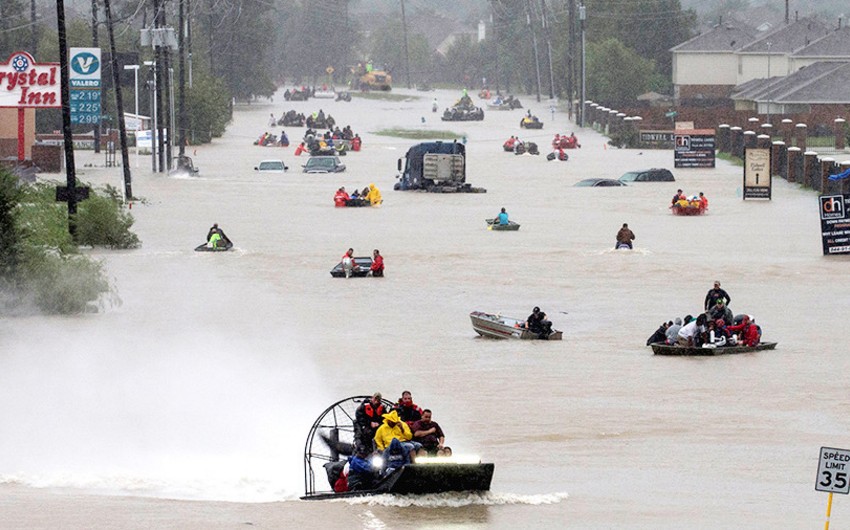Texasda bəndin yarılmasından sonra təcili təxliyyə elan edilib