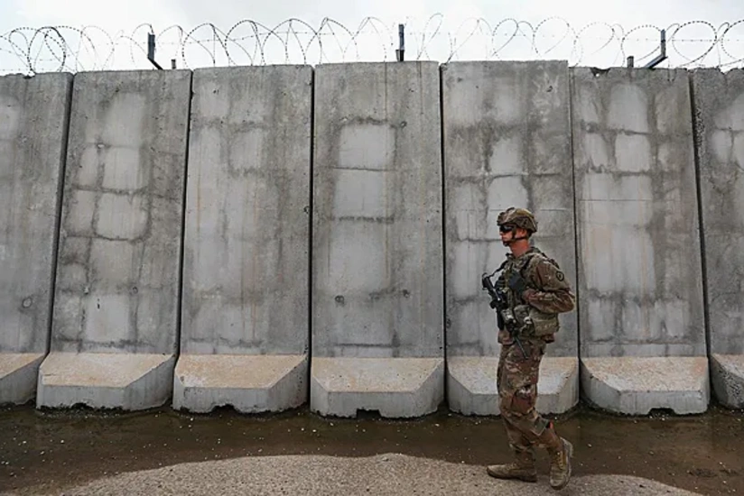 ABŞ-nin Fort-Stüart bazasında iki hərbçi ölüb