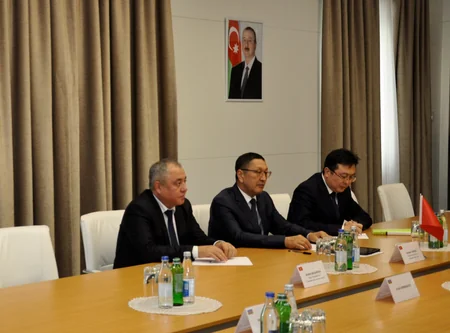 Kəmaləddin Heydərov Qırğızıstanın fövqəladə hallar naziri ilə görüşüb