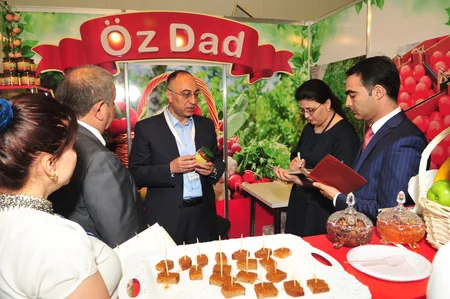 Qida Təhlükəsizliyi Agentliyinin sədri sahibkarlarla görüşüb