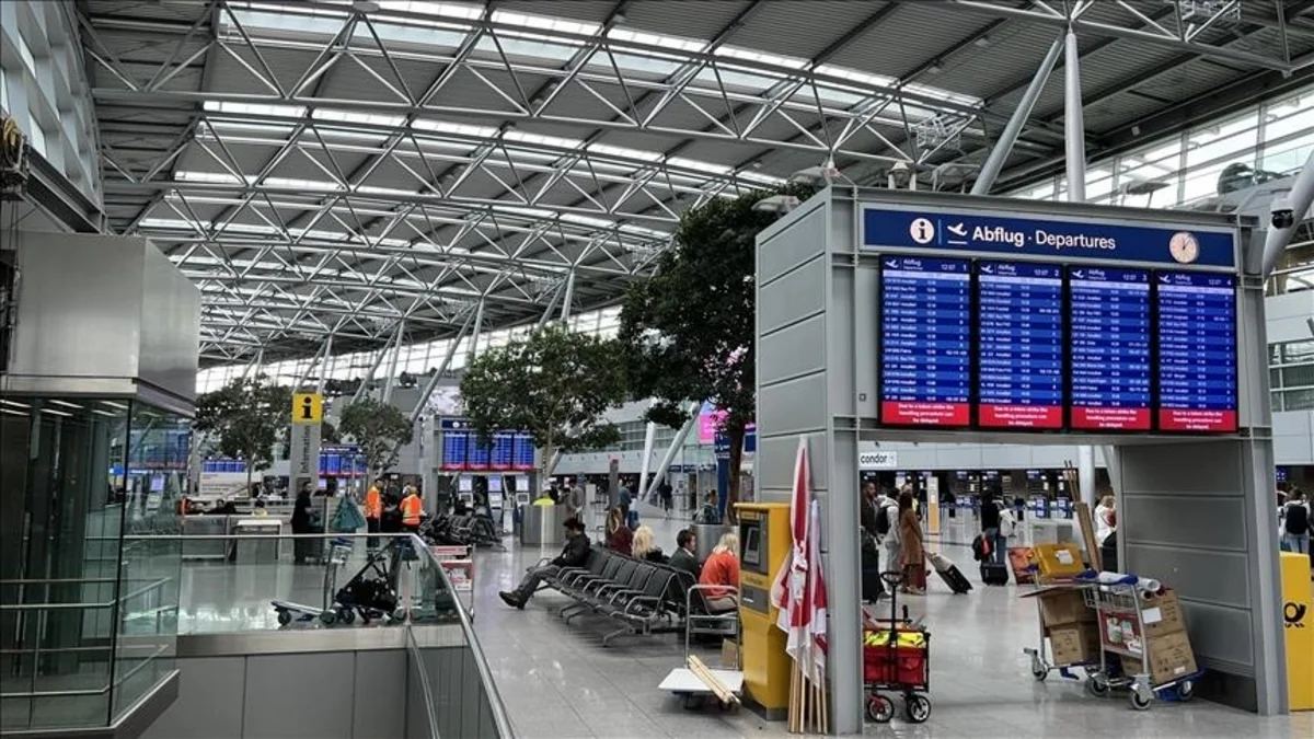 Strike by security staff at major German airports cancels hundreds of flights
