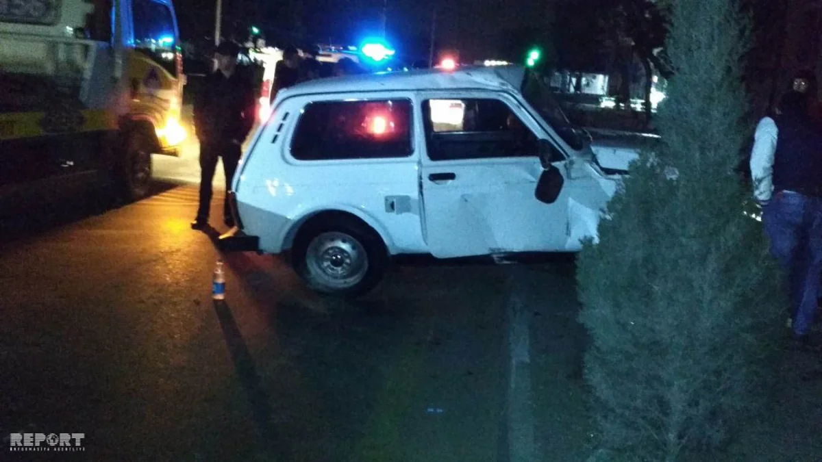 Bakıda Kia və Niva markalı minik avtomobilləri toqquşub - FOTO