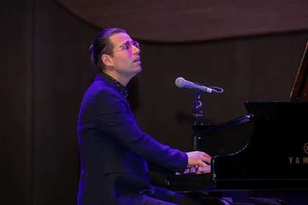 Kubalı cazmen Heydər Əliyev Mərkəzində konsert verib