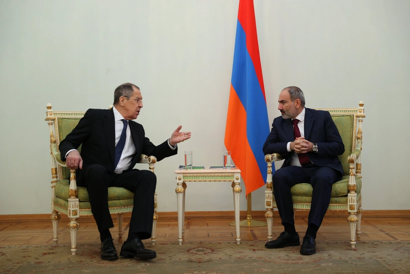 Sergey Lavrov meets Nikol Pashinyan