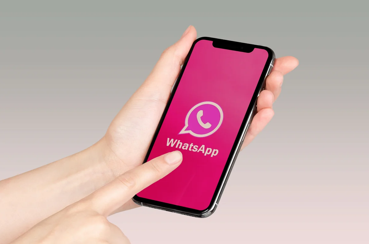 “WhatsApp Pink” şəxsi məlumatlarınızı oğurlaya bilər - VİDEO