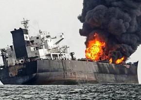 В Оманском заливе столкнулись два нефтяных танкера
