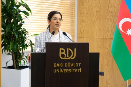 Gənclərlə “Reza Deqatinin gözündə Xocalı Soyqırımı” adlı görüş keçirilib