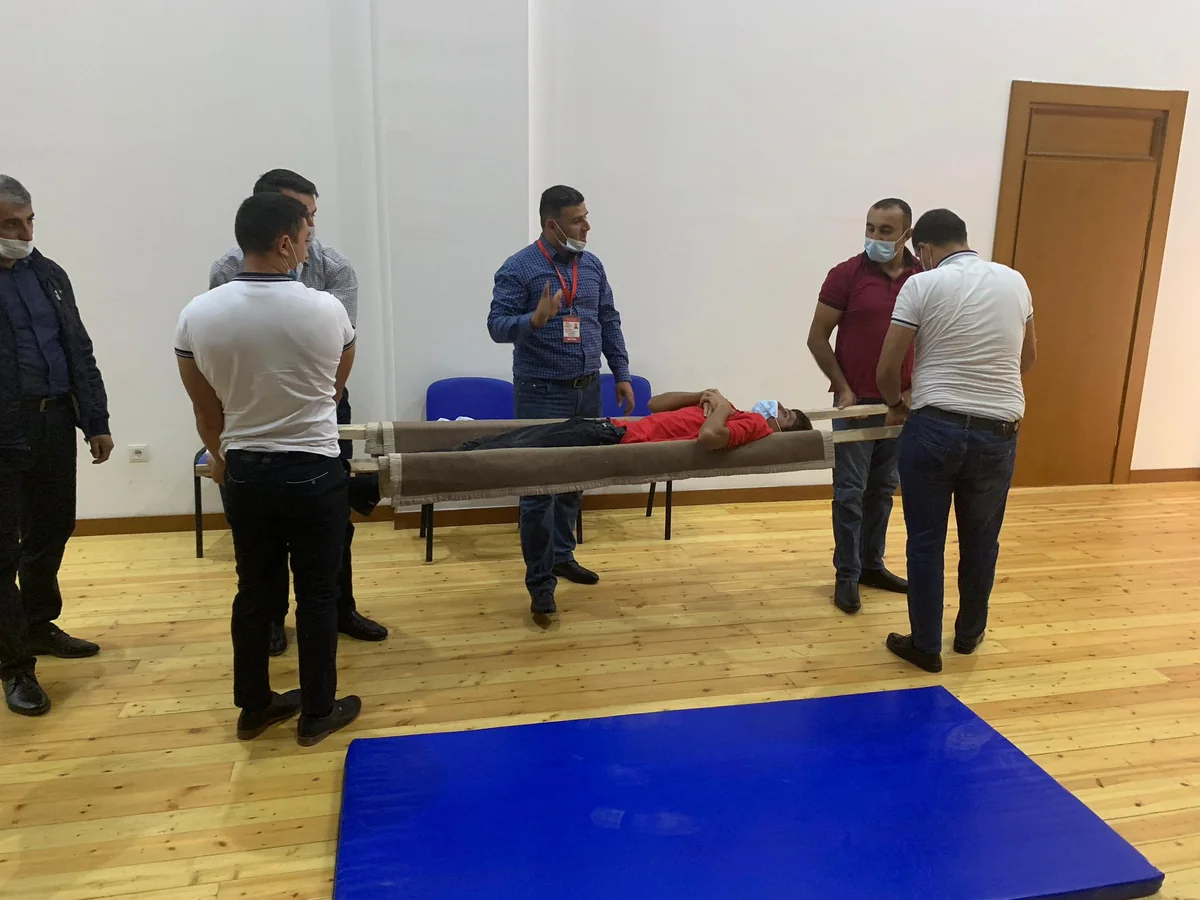 Cəbhə bölgəsində ilk tibbi yardım təlimləri başladı