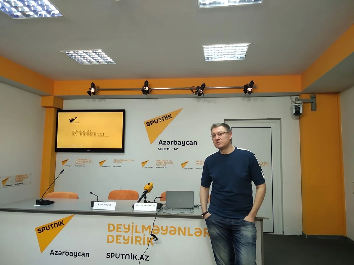 Rusiyalı idman şərhçisi azərbaycanlı jurnalistlər üçün master-klass keçib