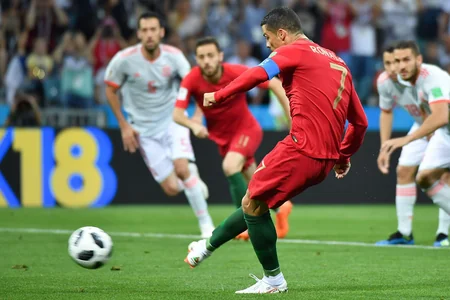DÇ-2018: Portuqaliya Ronaldunun het-triki sayəsində İspaniya ilə heç-heçə edib