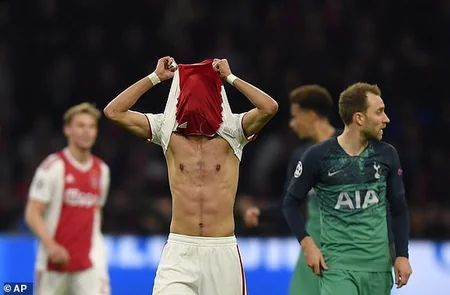 Tottenhem ilk dəfə Çempionlar Liqasının finalına yüksəlib - VİDEO