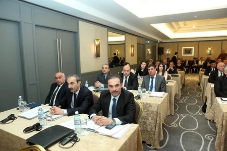 Bakıda “2016-2020 ci illər üçün Layiqli Əmək üzrə Ölkə Proqramı”na həsr olunan seminar başlayıb