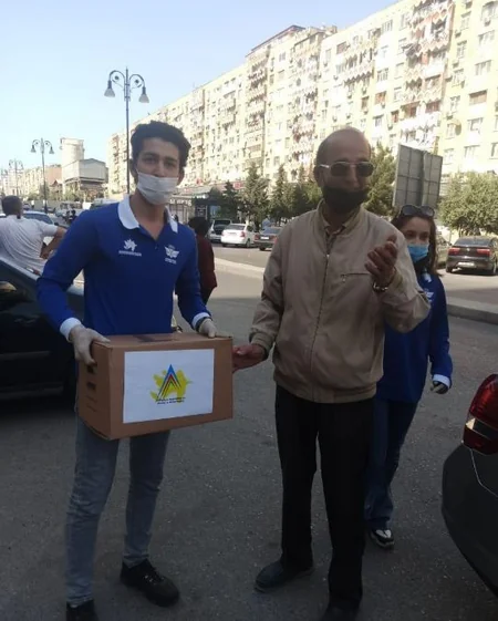 Gənclər və İdman Nazirliyi veteran idmançılara dəstək oldu