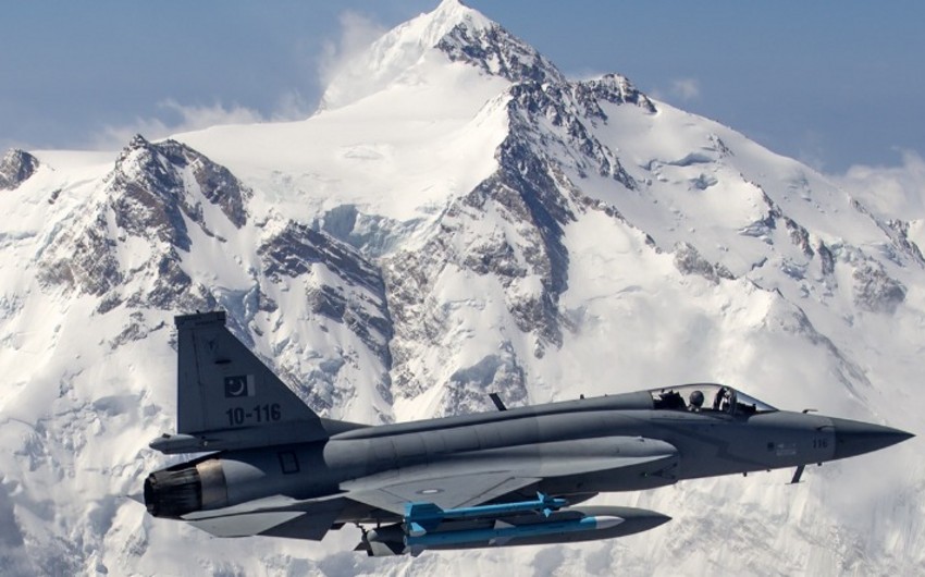 Azerbaijan interested in purchasing JF-17 fighters from Pakistan