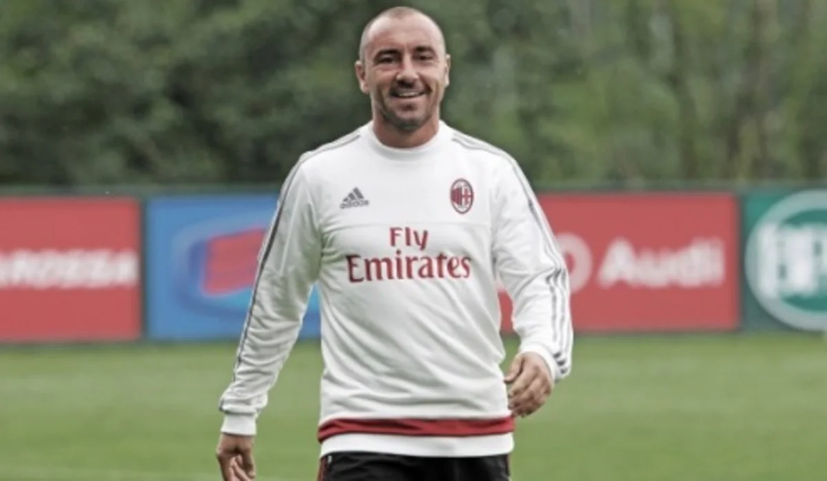 Milan klubu yeni baş məşqçisini rəsmən açıqlayıb