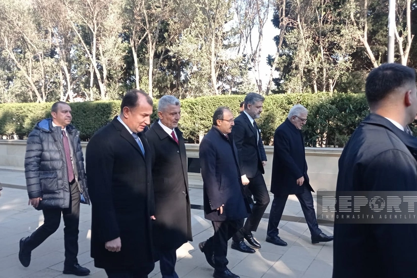 Turkish Trade Minister visits Alley of Martyrs