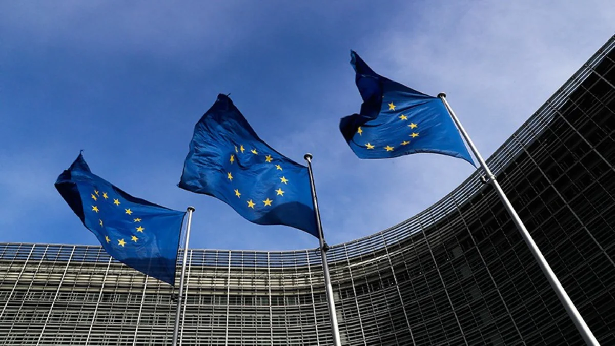 Вслед за ЕС ряд стран продлили санкции против России
