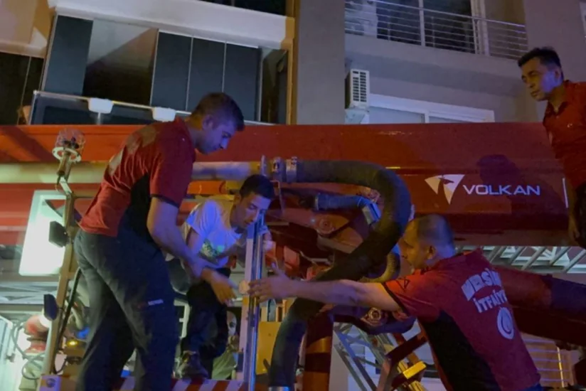 Türkiyədə yaşayış binasında yanğın olub, 19 nəfər zəhərlənib