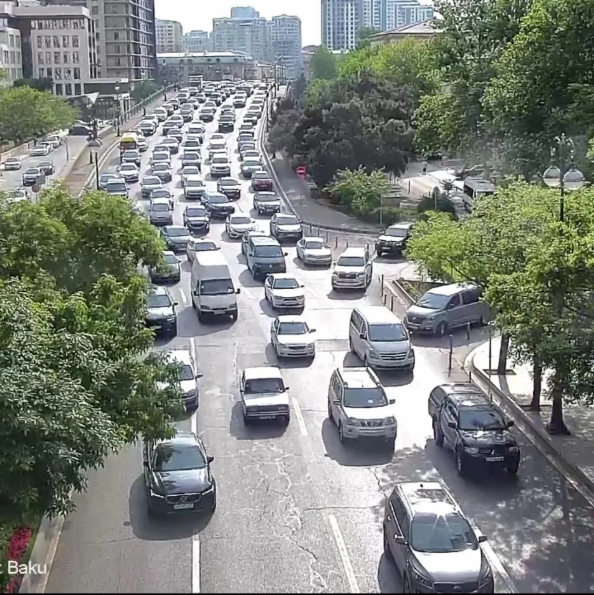Bakının bir sıra yollarında tıxac müşahidə olunur