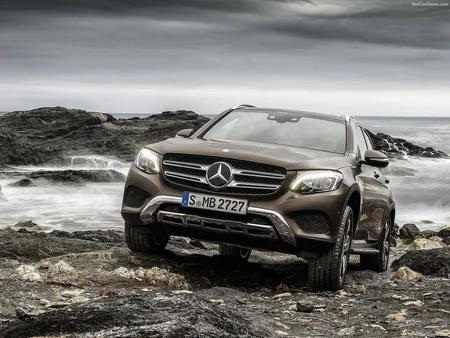 Azərbaycana Mercedes-Benzin iki yeni modeli gətirilir