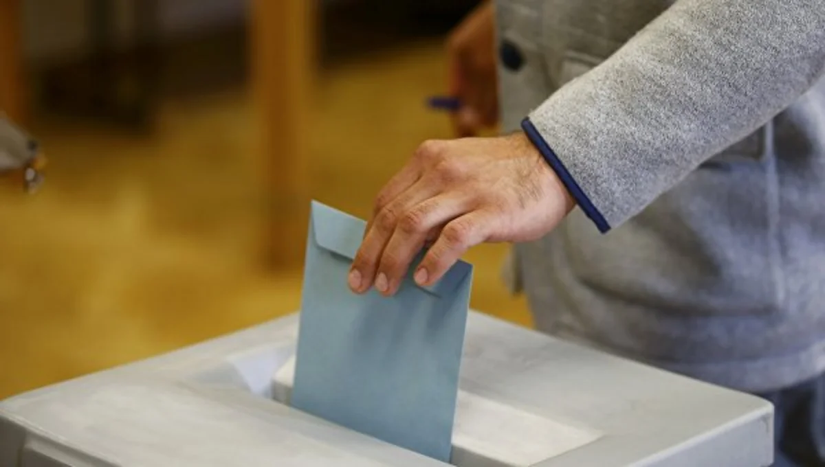 В Сербии побеждает правящая Сербская прогрессивная партия с 56,2% голосов