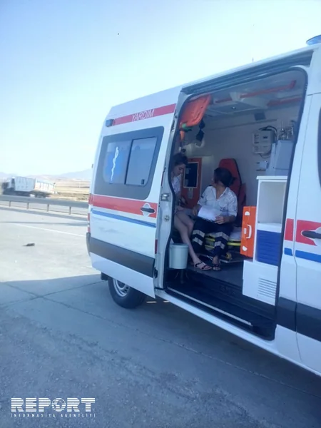 Siyəzəndə qadın sürücü qəza törədib, yaralananlar var - FOTO