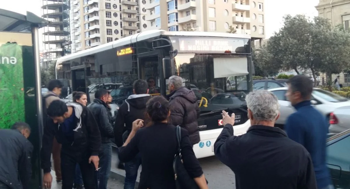 Bakıda 47 yaşlı qadını sərnişin avtobusu vurub