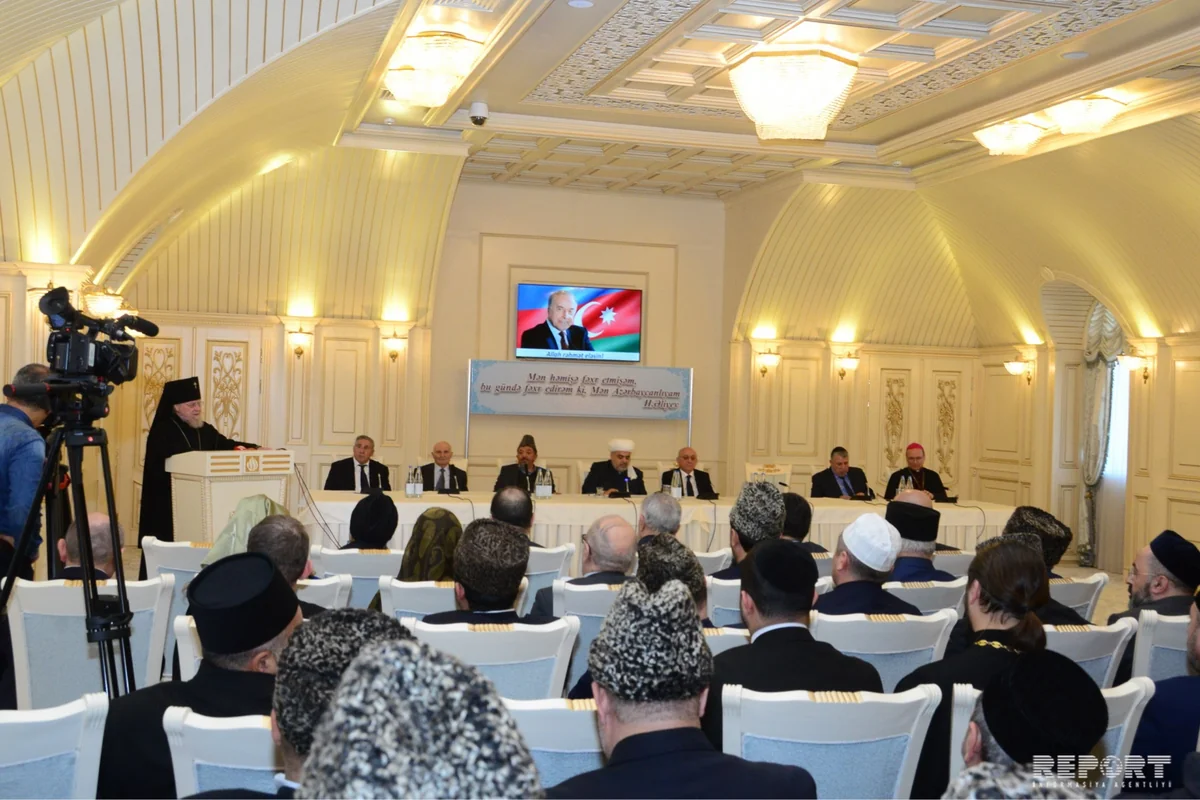 CMO hosts event dedicated to memory of national leader Heydar Aliyev