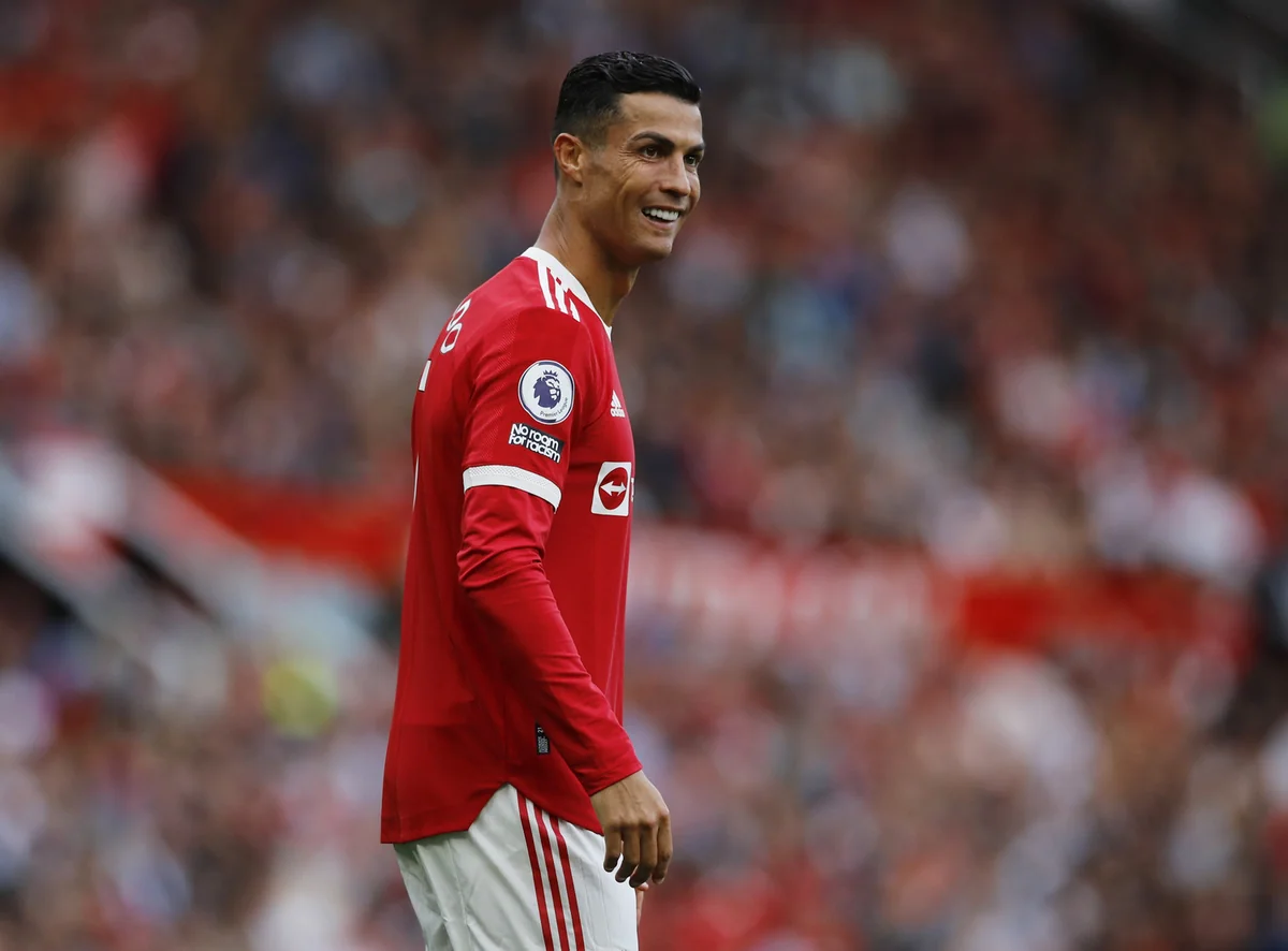 Ronaldu karyerasını iki ölkədə davam etdirə bilər