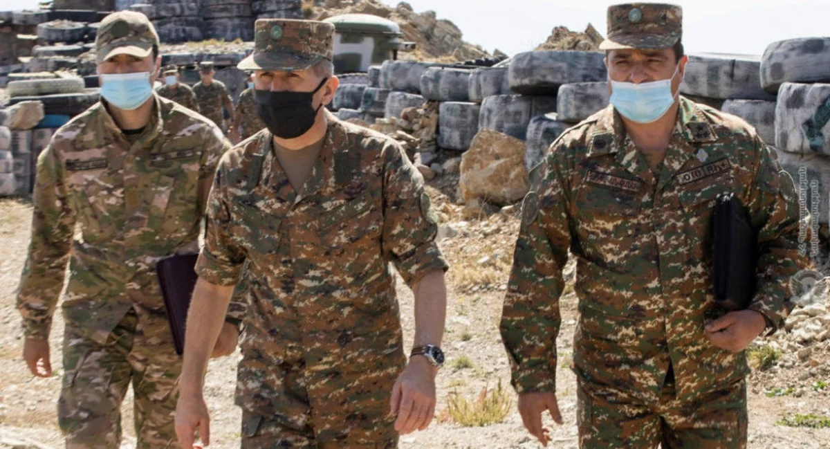 Ermənistan Silahlı Qüvvələrinin komandanlığı Onik Qasparyana dəstək bəyanatı yayıb