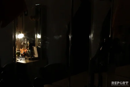 Gənc Tamaşaçılar Teatrı: Ümidimiz hələ ölməyib - REPORTAJ