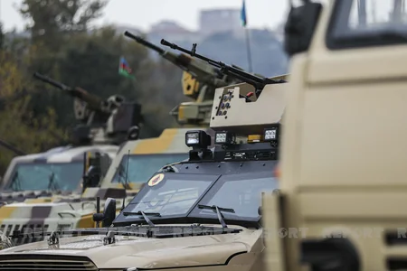 Böyük zəfərin yarmarkasından - FOTOREPORTAJ