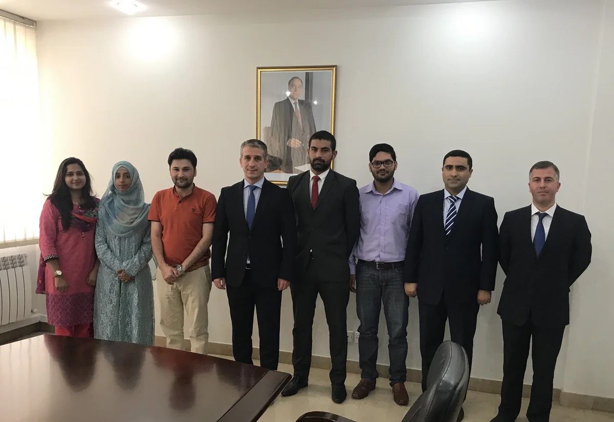 Səfir Əli Əlizadə Azərbaycan barədə esse qalibləri ilə görüşüb