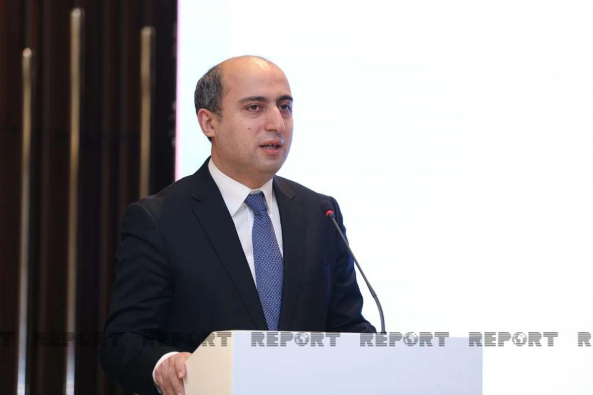 Təhsil naziri dərsliklərlə bağlı yaranmış problemlərdən danışıb