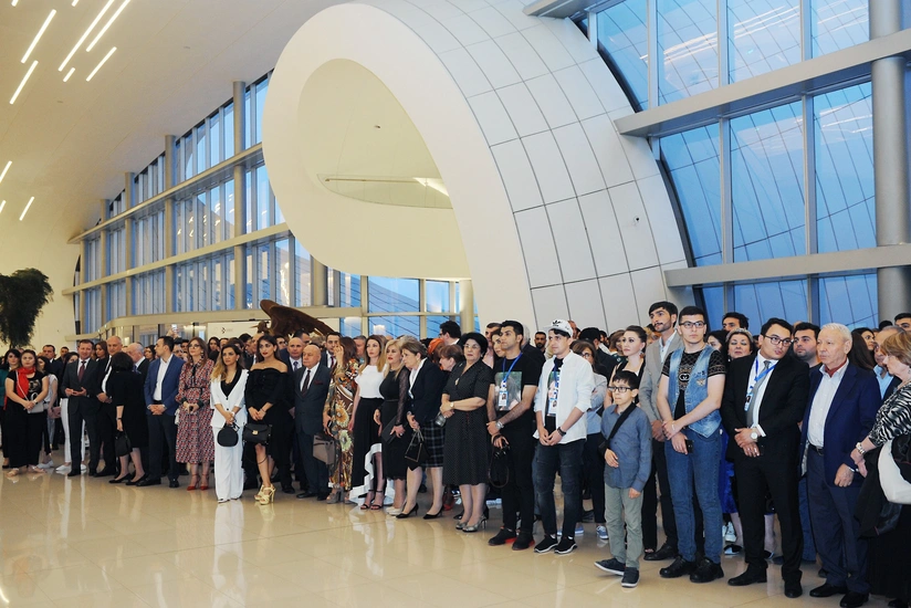 Heydər Əliyev Mərkəzində “Tarixin şah əsərləri” adlı sərgi açılıb