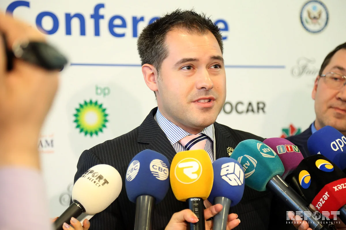 ABŞ rəsmisi: Bərpa olunan enerji mənbələri üzrə Azərbaycanla əməkdaşlıq hər iki dövlət üçün faydalı olacaq