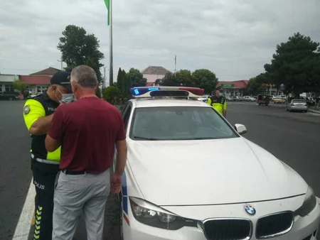 Qaxda maskasız taksi sürücüləri cərimələnib - VİDEO - YENİLƏNİB